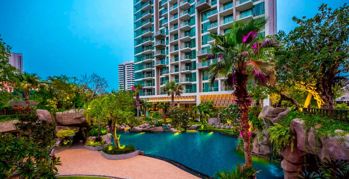 The Riviera Wongamat Beach 7